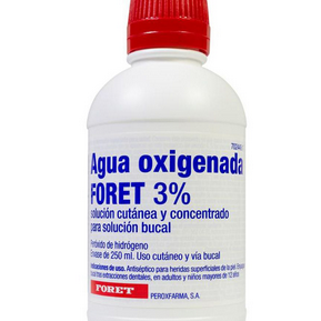 Agua oxigenada foret 30 mg/ml solucion cutanea y concentrado para solucion bucal 1 frasco 250 ml