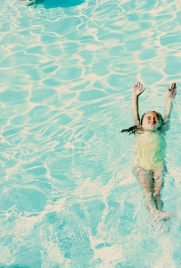 nena-piscina