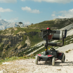 Llogar una Scooter elèctrica a Lloret de Mar i la Costa Brava