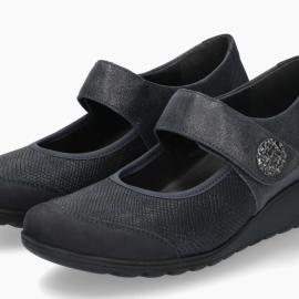 Calzado Mujer Bathilda Mobils Color Azul