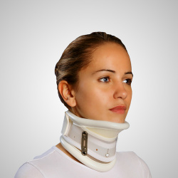 Collar&iacute;n cervical con apoyo ment&oacute;n