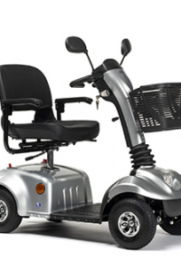 Descubre la Costa Brava sin l&iacute;mites: Alquiler y venta de Scooters El&eacute;ctricos