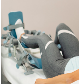 Rehabilitación de Prótesis de Rodilla con Movilización Pasiva Continua (Artromot) en el Domicilio: Importancia del Alquiler del Equipo Artromot - Kinetec