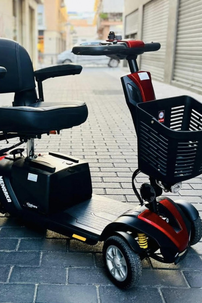 Scooter eléctrico desmontable Menorka 2º mano