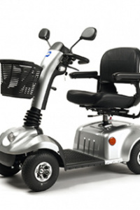 Llogar una Scooter elèctrica gran a la Costa Brava